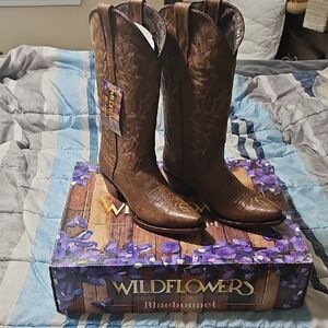 Wildflowers Brown Heeled Boots with Decorative Stitching